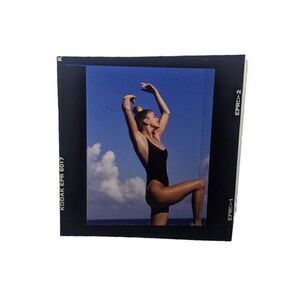 Kathy Ireland Photo Slide Swimsuit Model Catalog Production Picture (G4)‎